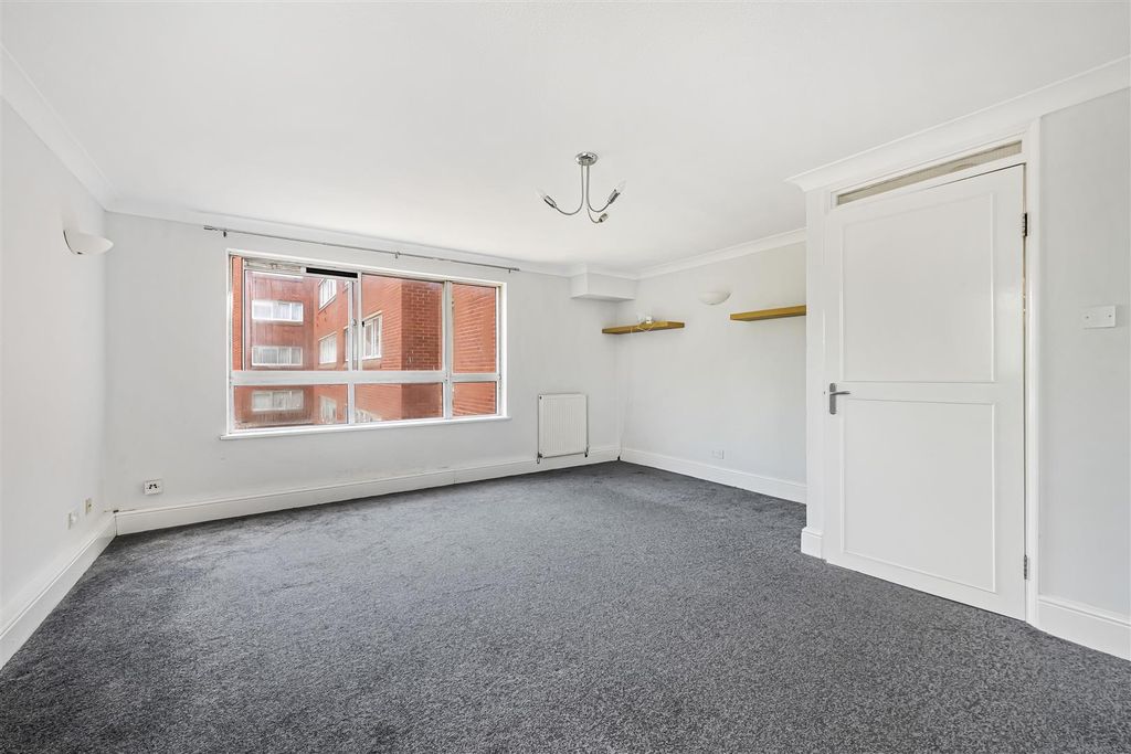 Property photo 2 of 10 19_87956.Jpg