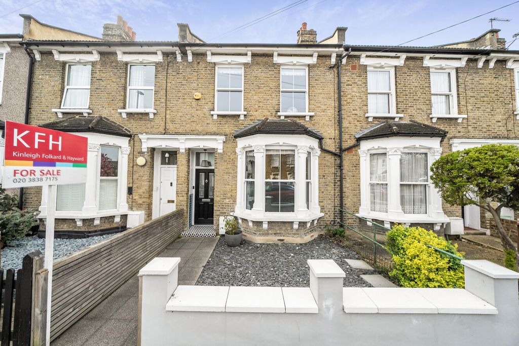 Property photo 1 of 30 1438424-28-69d8ce...