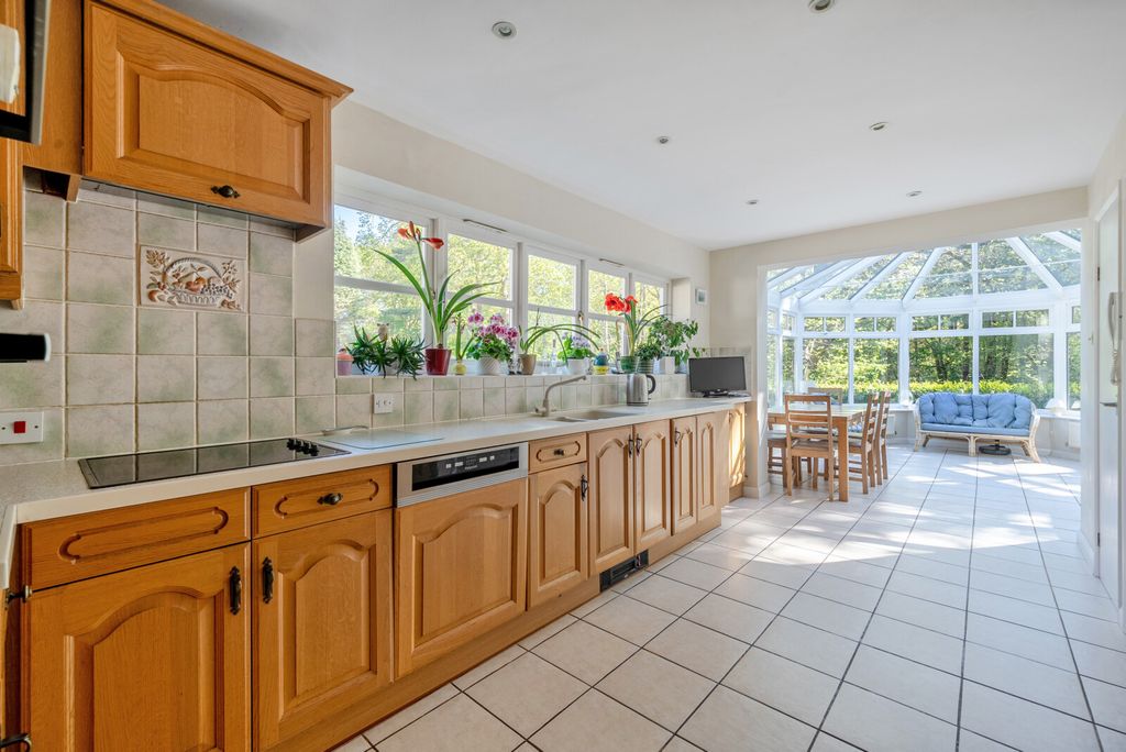 Property photo 3 of 43 1453375-45-69F346...