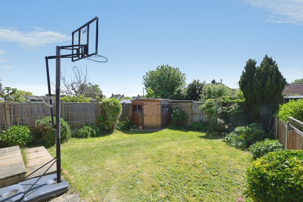 Property photo 3 of 14 Pbox-Img.Jpg