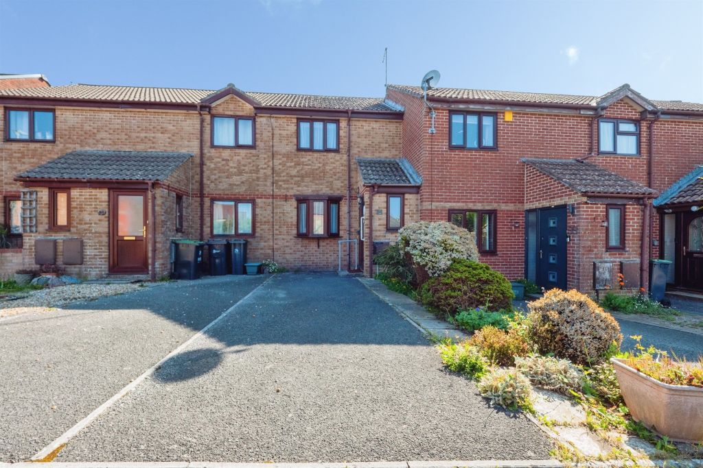 Property photo 1 of 12