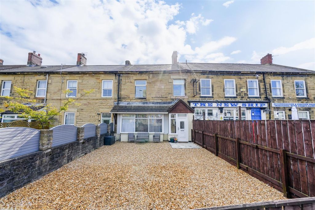 Property photo 1 of 13 External