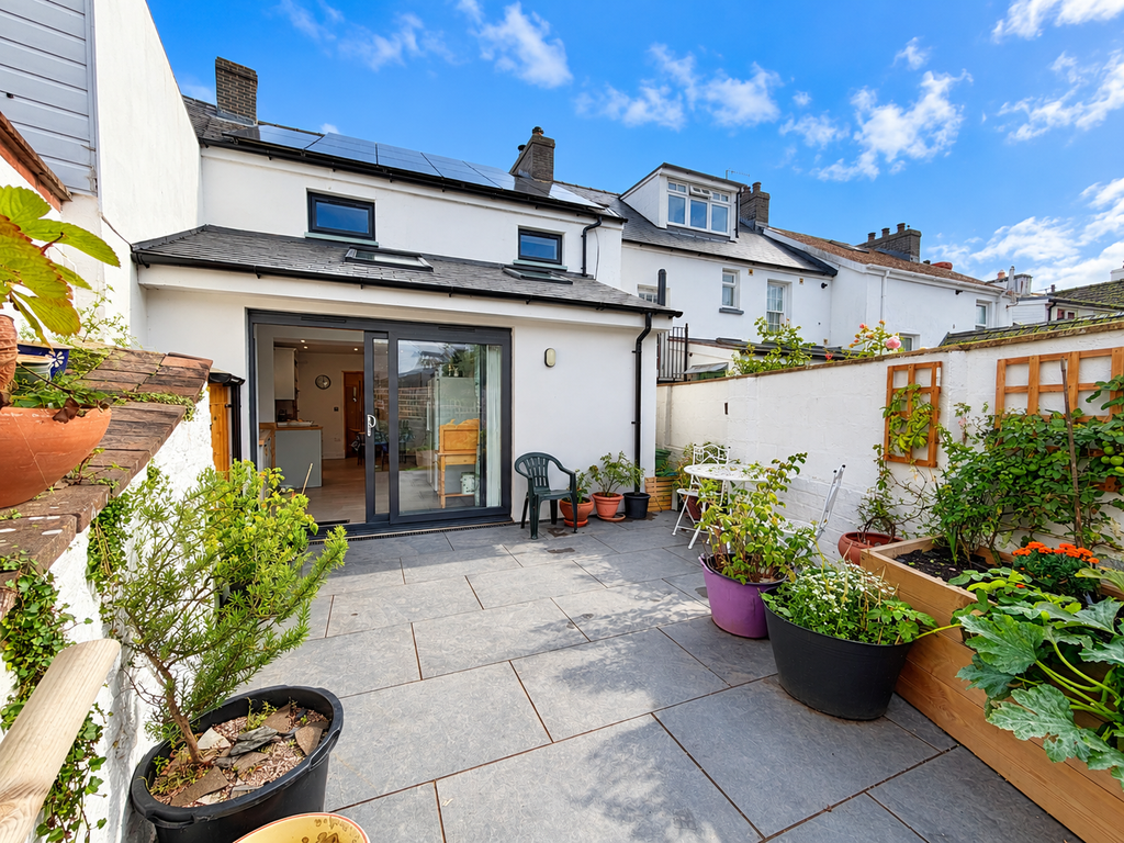 Property photo 1 of 17 Sunlit Terrace Garden