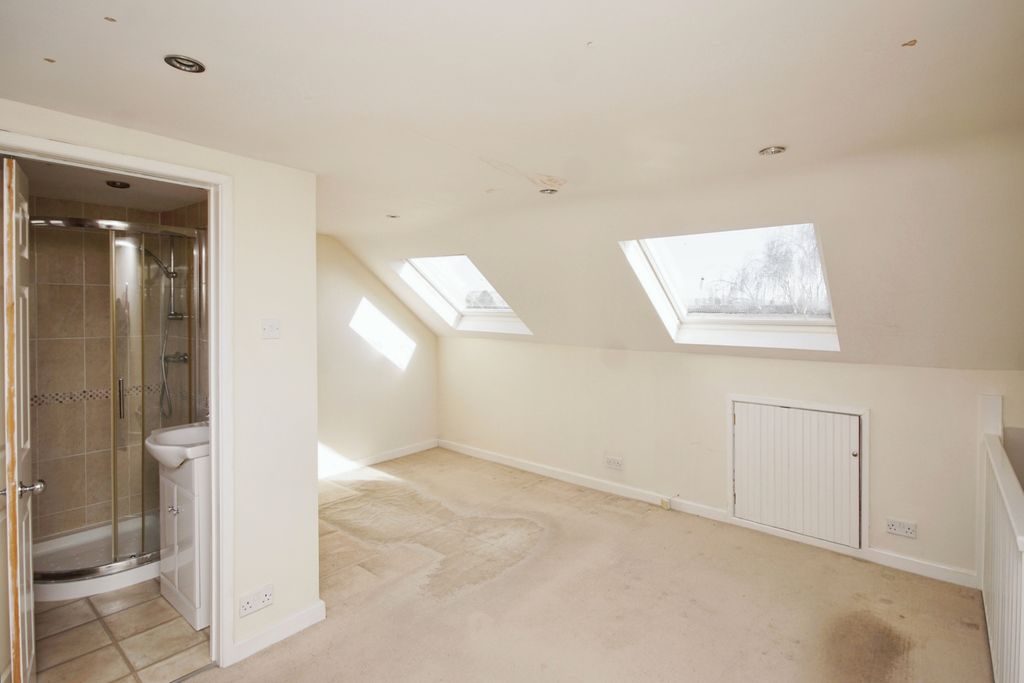 Property photo 2 of 17 Photography