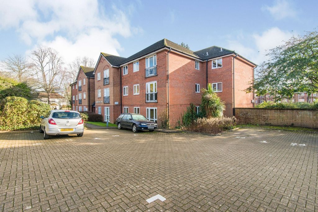 Property photo 1 of 7