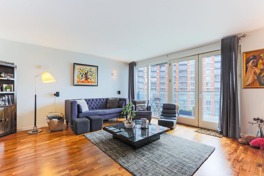 Property photo 3 of 16