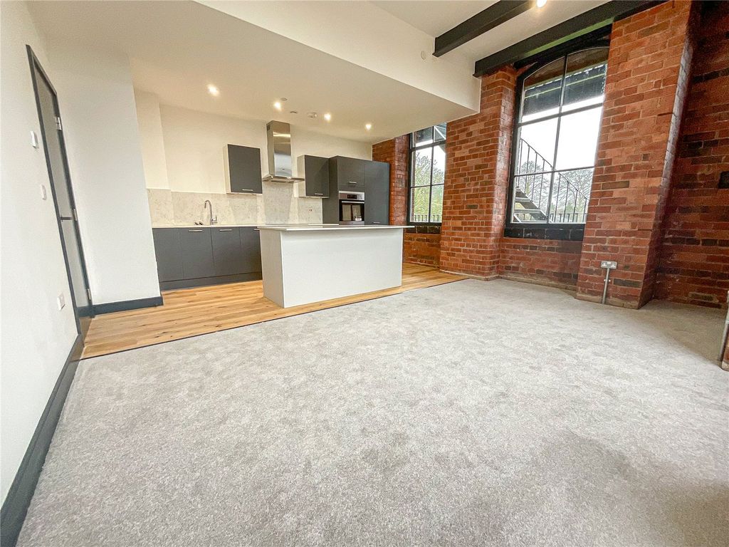 Property photo 2 of 12 Picture No. 13