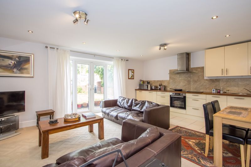 Property photo 2 of 12 Photo 2