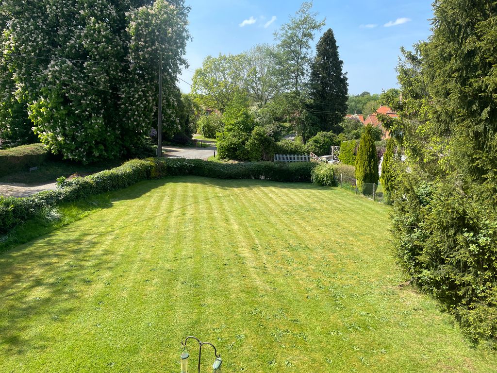 Property photo 3 of 14
