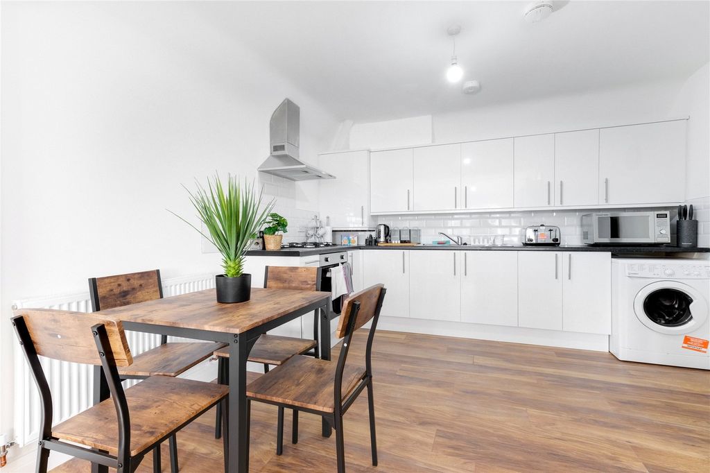 Property photo 2 of 18 Picture No. 02