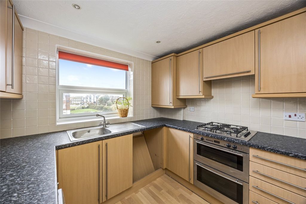 Property photo 3 of 15 Picture No. 15