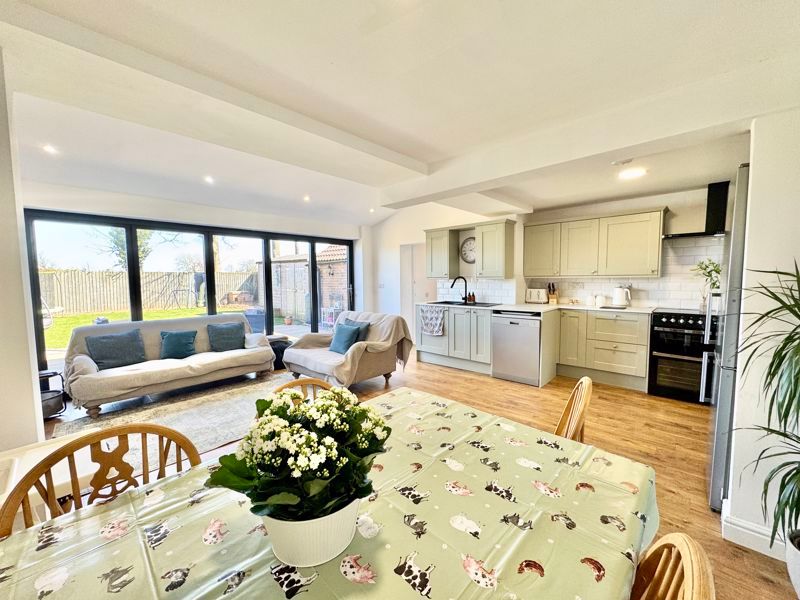 Property photo 2 of 24 Kitchen 2