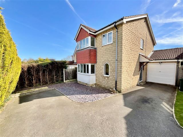 Property photo 1 of 21 Front