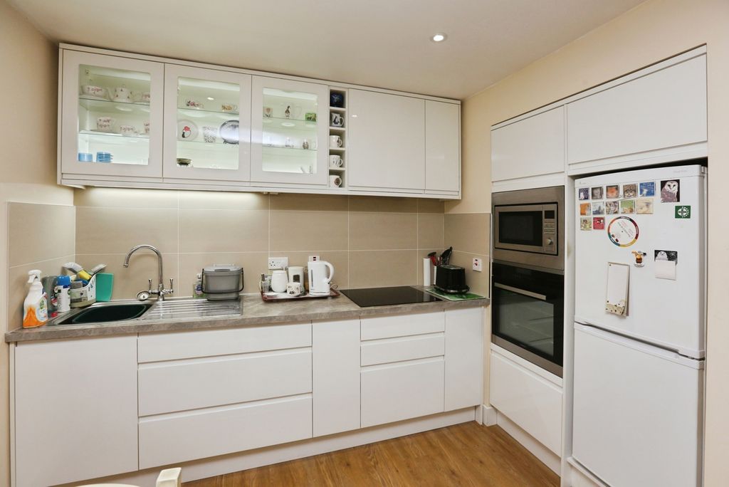 Property photo 2 of 23 Pbox-Img.Jpg