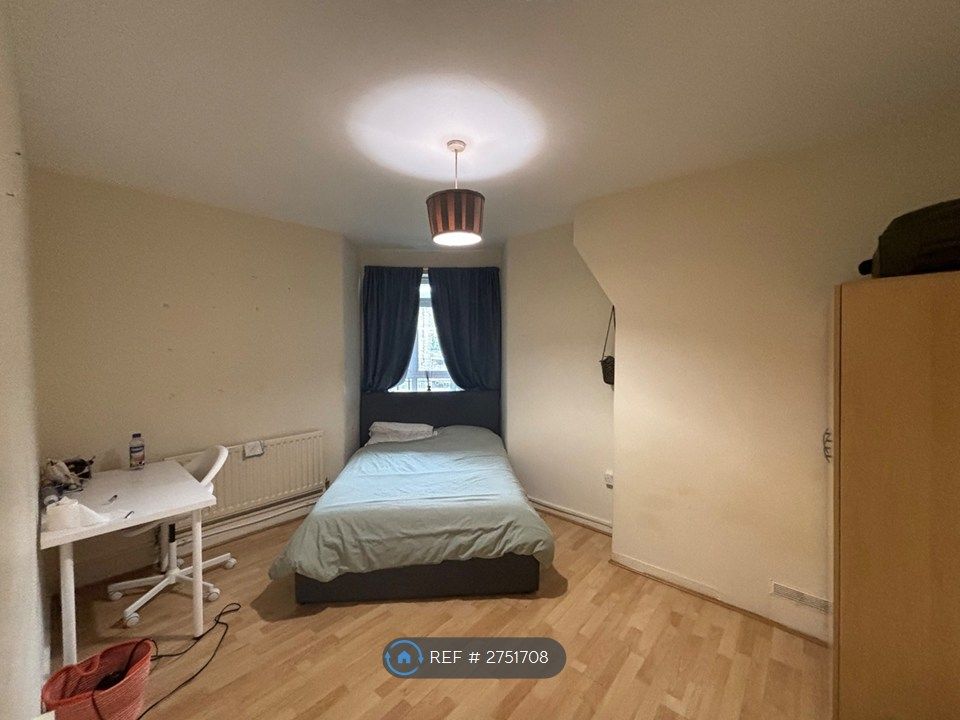 Property photo 3 of 5