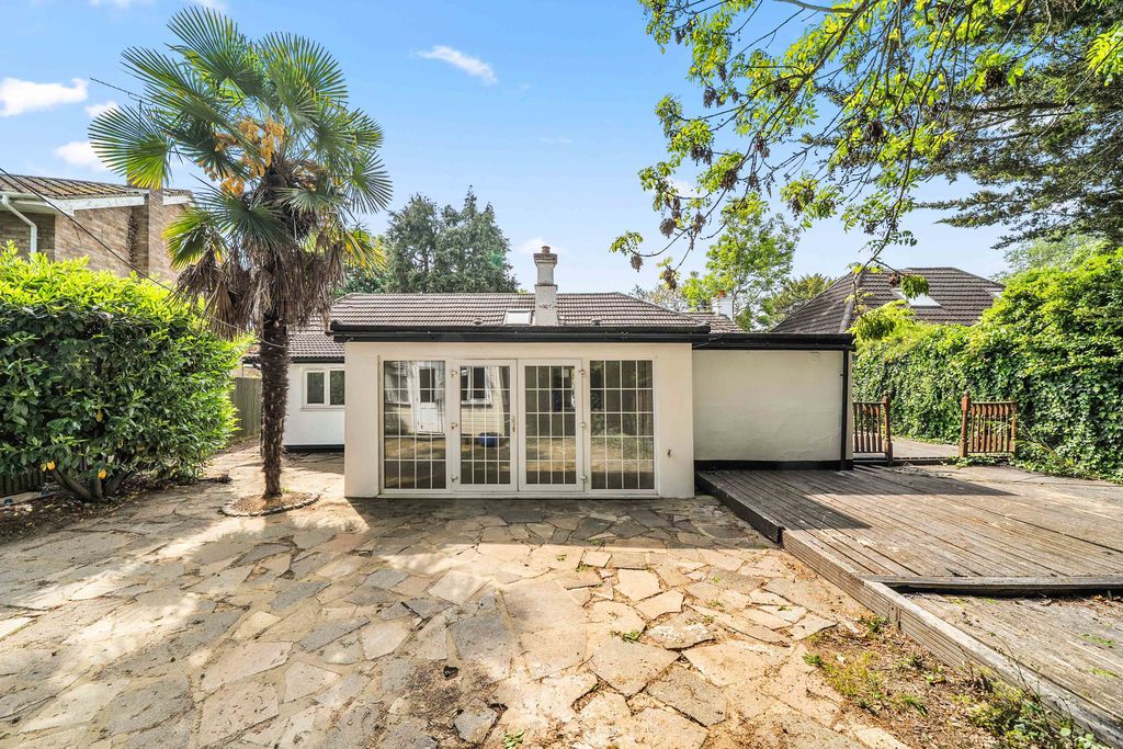 Property photo 2 of 18 Photo 15