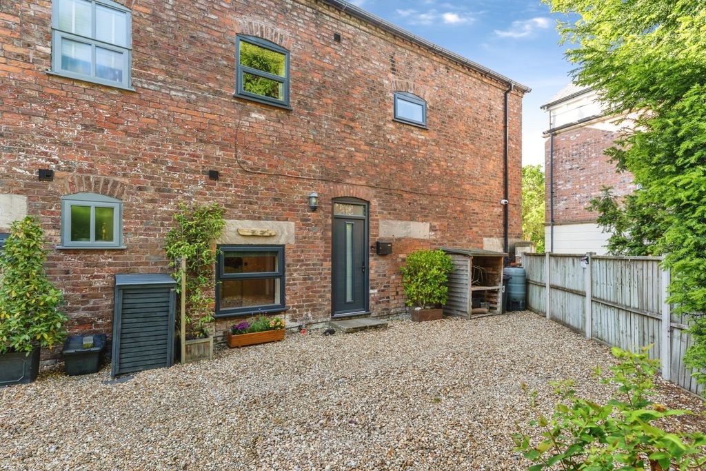 Property photo 1 of 25 Pbox-Img.Jpg