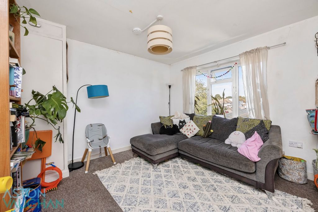 Property photo 2 of 9 4622361