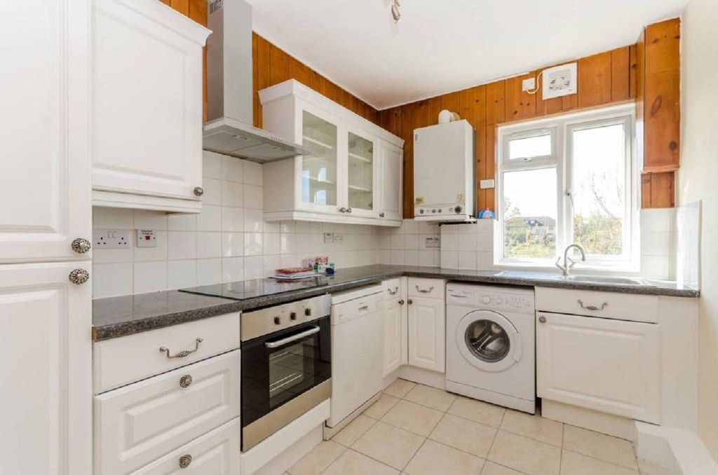 Property photo 3 of 6 Picture No. 06