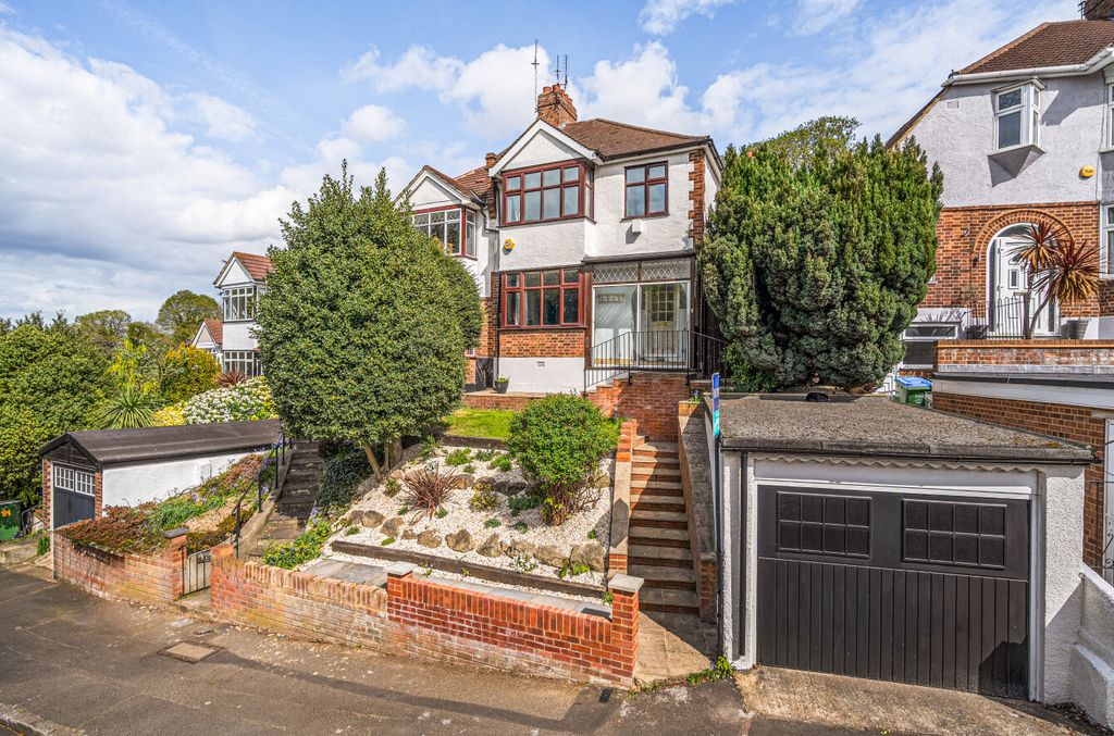 Property photo 1 of 27 Front