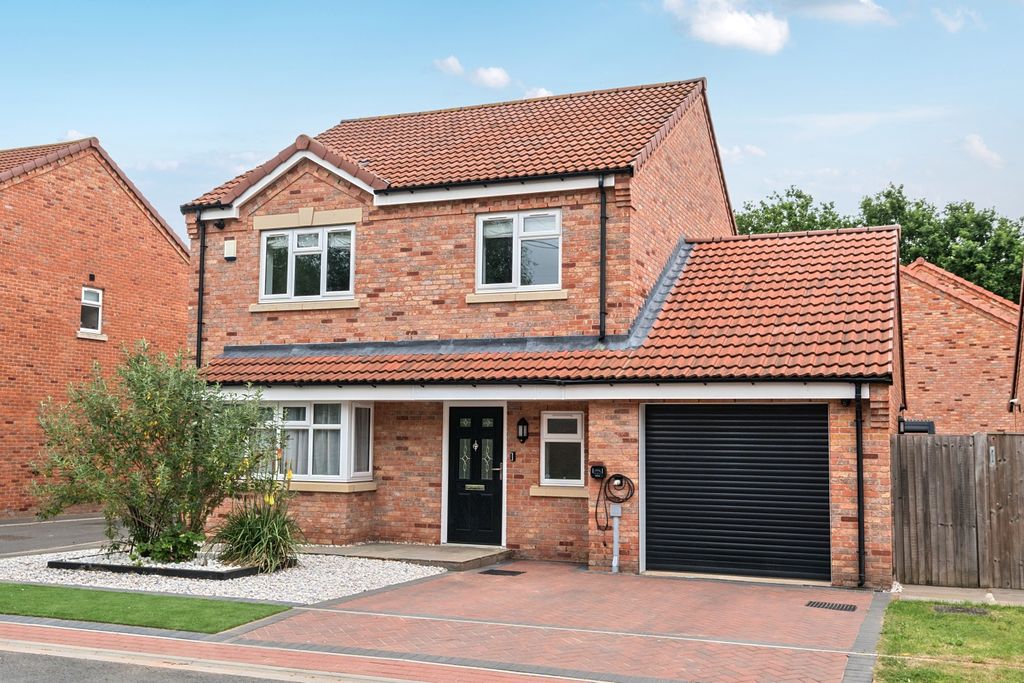 Property photo 1 of 19 1468379-2-6A1d4B96B9A23-Arw