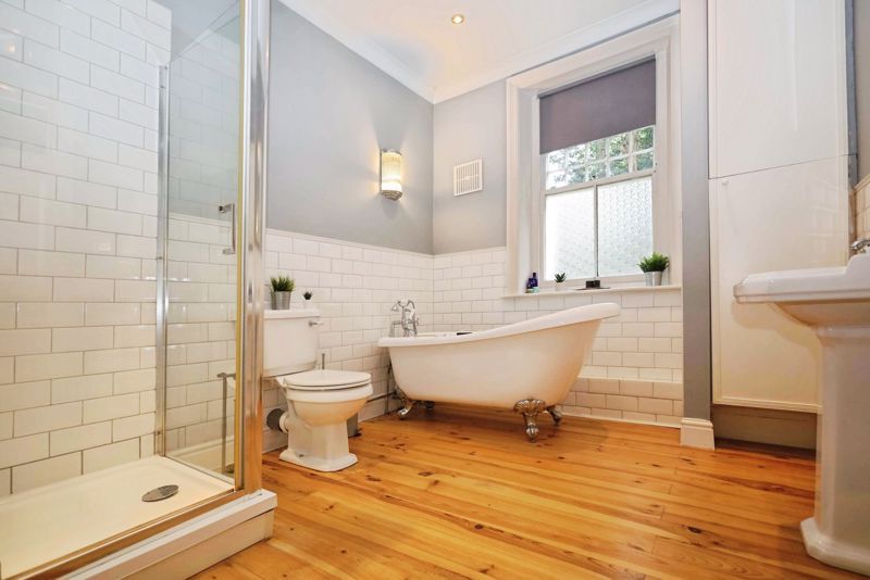 Property photo 3 of 15 Photo 23