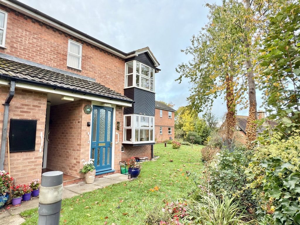 Property photo 1 of 9