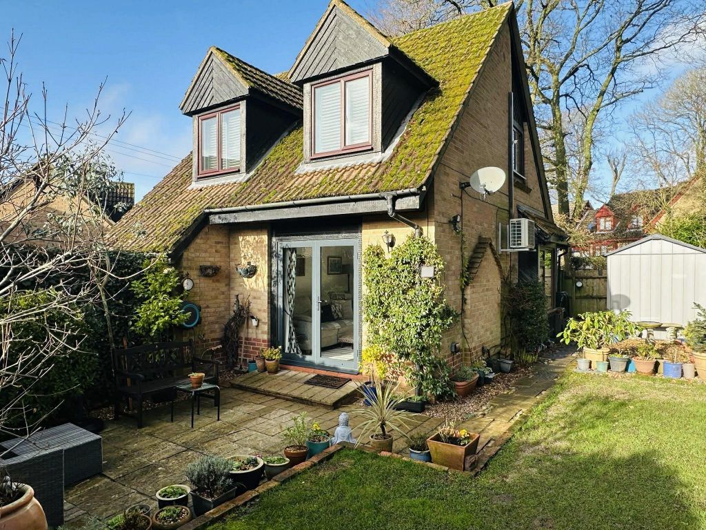 Property photo 2 of 19