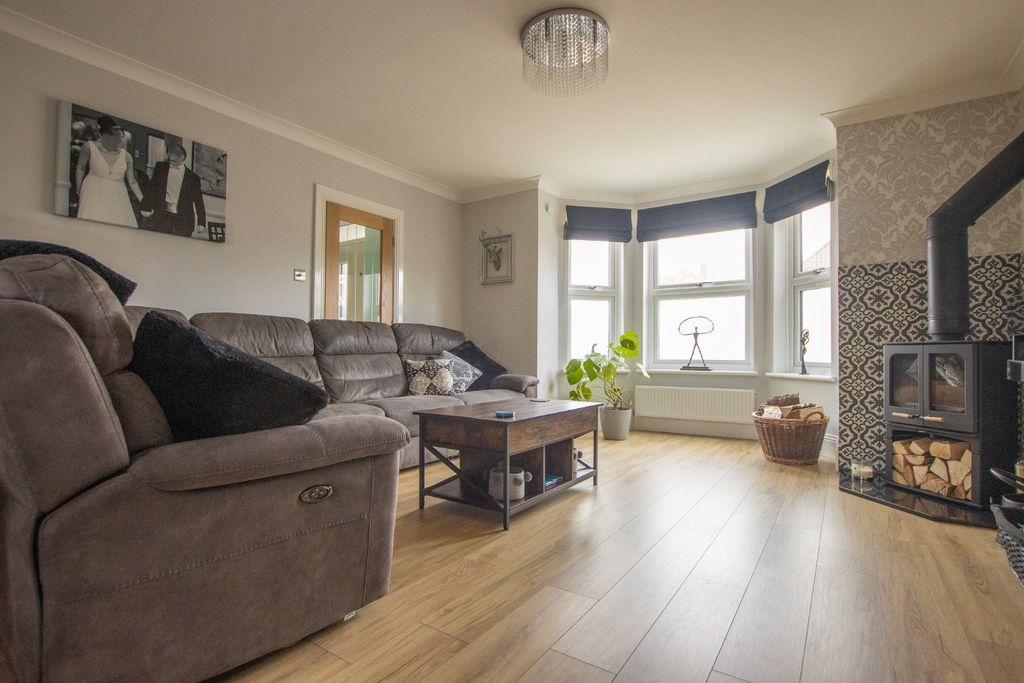 Property photo 3 of 29 3934256