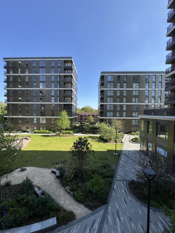 Property photo 2 of 8 Gallery