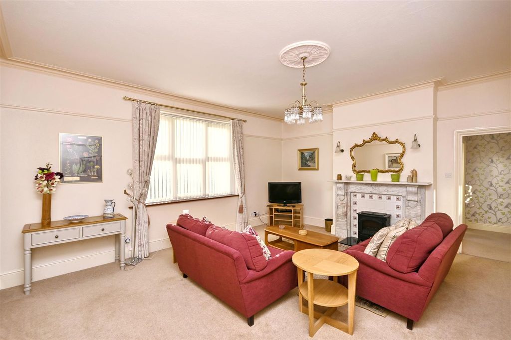 Additional image 15 of 8 bed semi-detached house for saleThe Goffs, Eastbourne BN21
