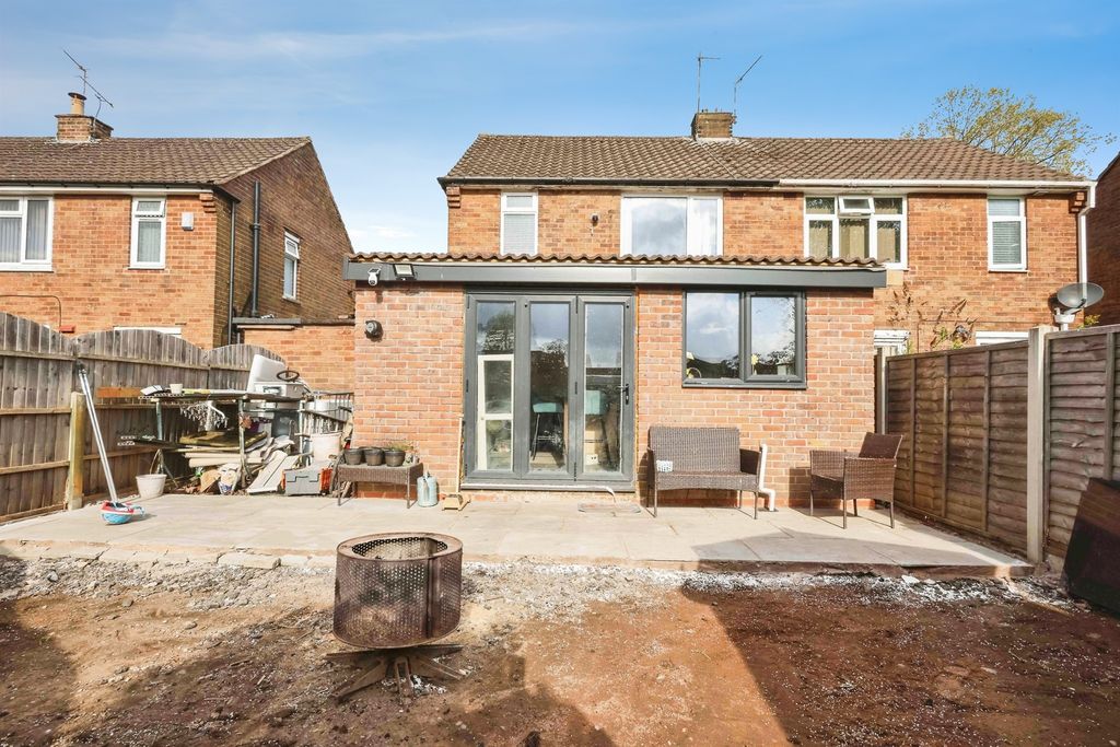 Property photo 2 of 19