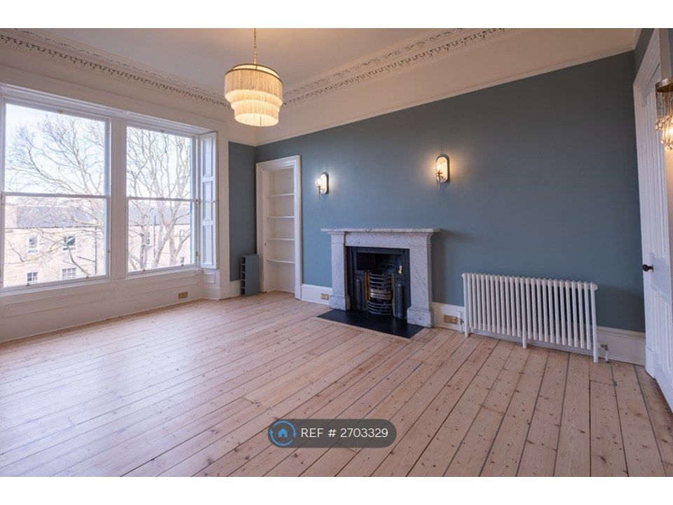 Property photo 2 of 17 Master Bedroom