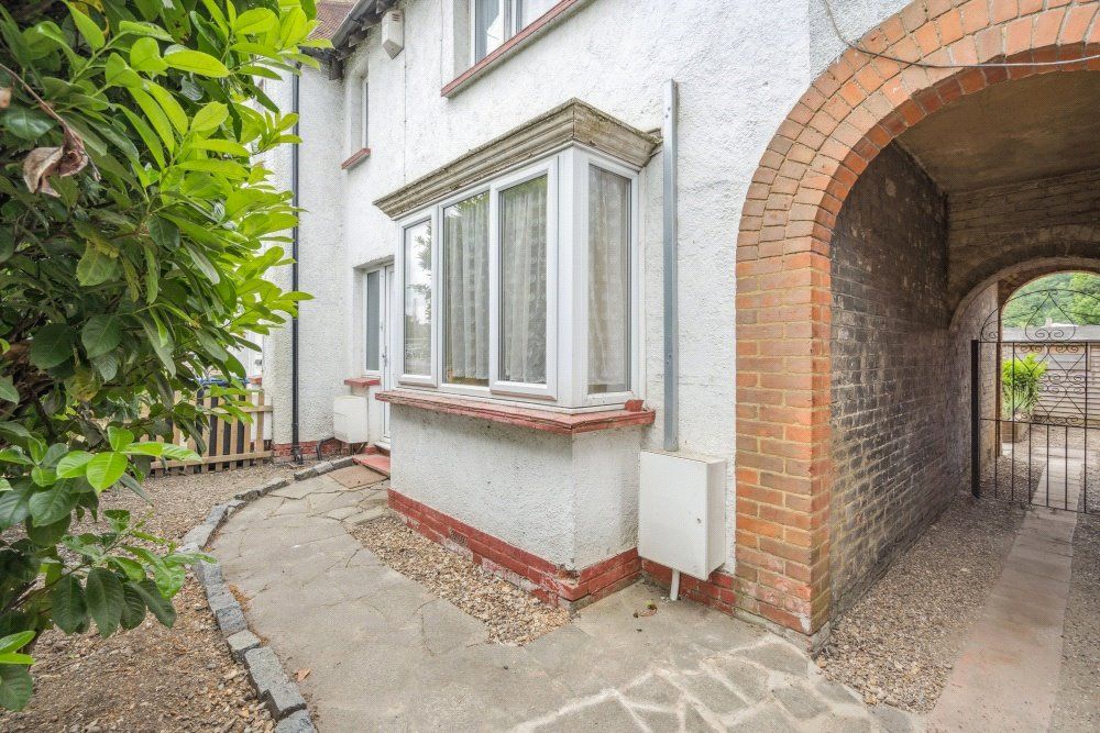 Property photo 2 of 19 Picture No. 02