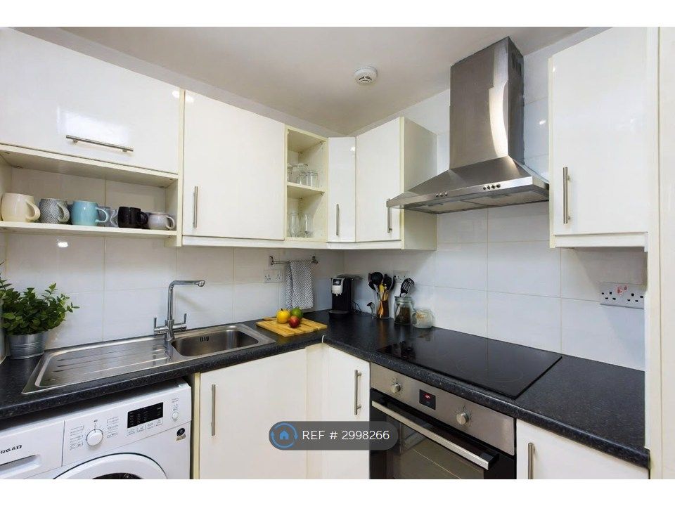 Property photo 1 of 5