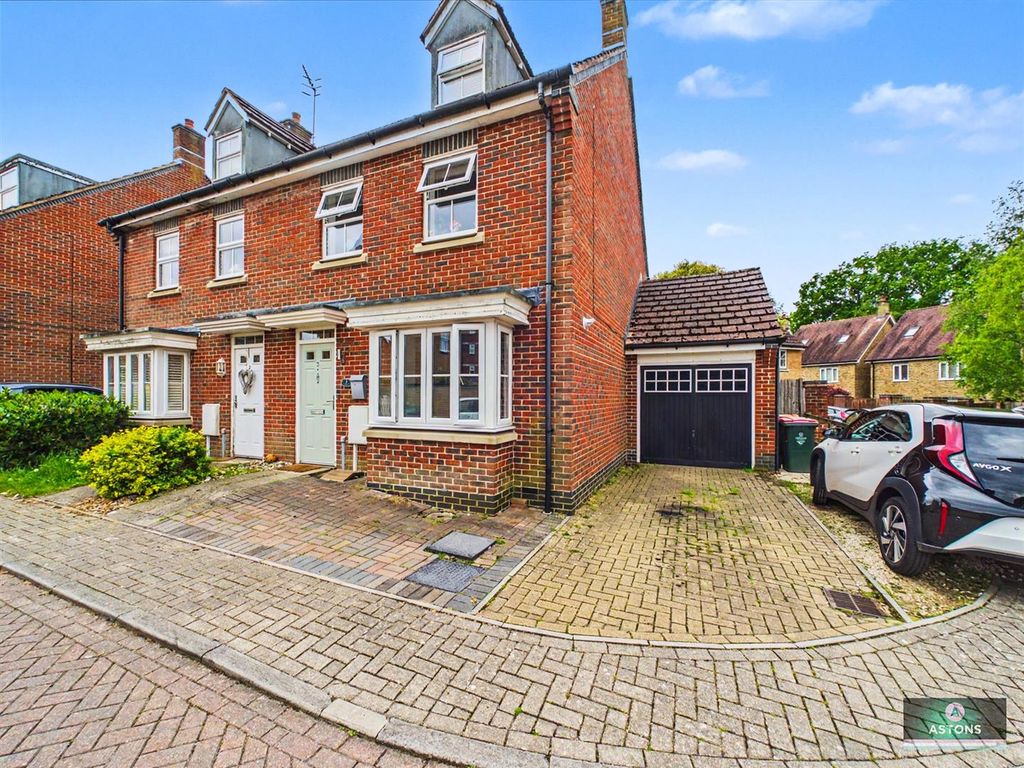 Property photo 1 of 16 Cam02067G0-Pr0279-Still018.Jpg