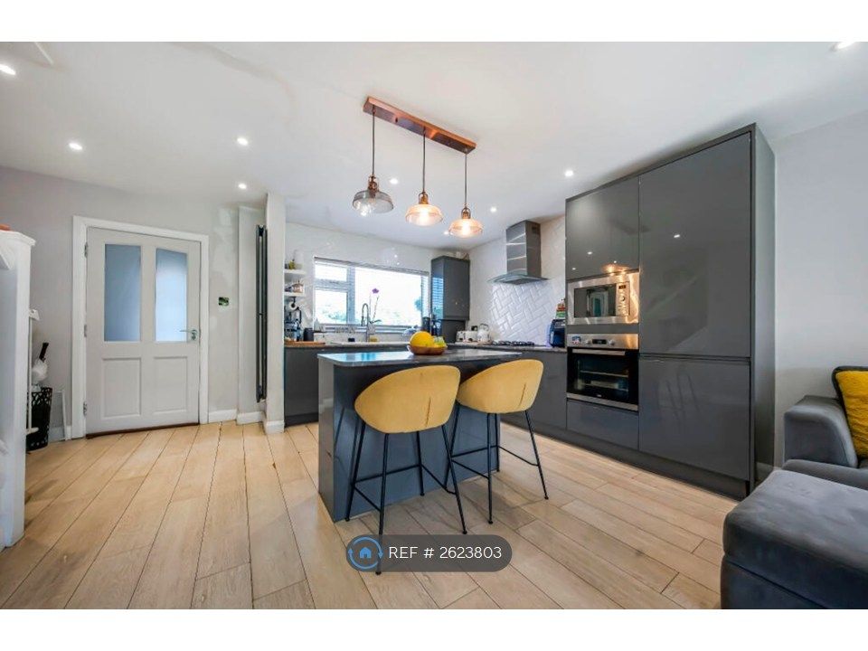 Property photo 1 of 8 Open Plan Refurbished