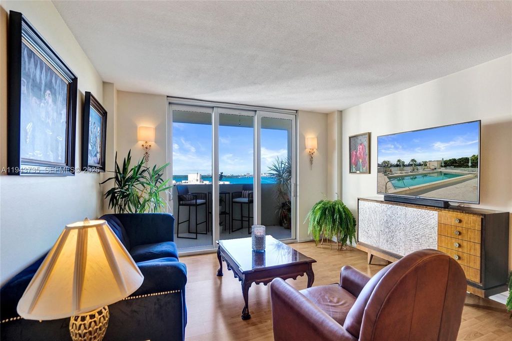 Property photo 3 of 20 <Alttext/>