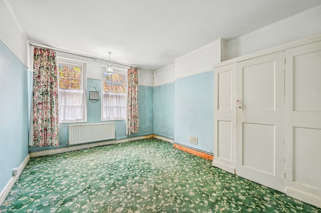 Property photo 3 of 7