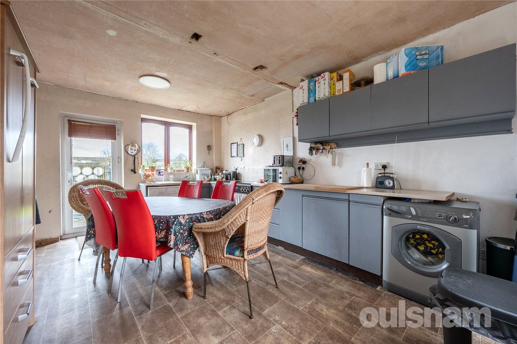 Property photo 3 of 17 Picture No. 09