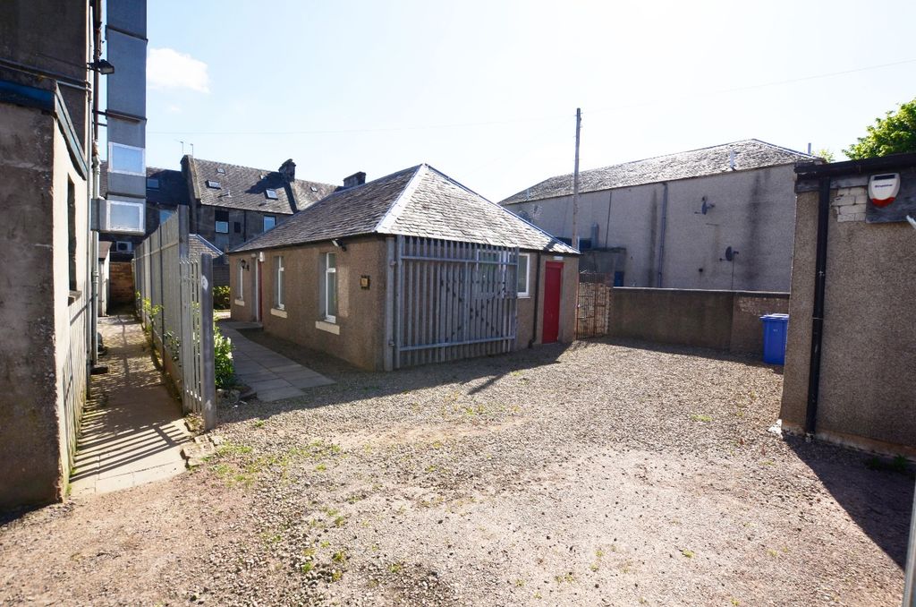 Property photo 1 of 1
