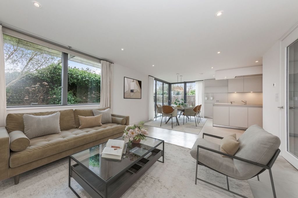 Additional image 5 of 3 bed detached house for salePriory Street, Lewes BN7