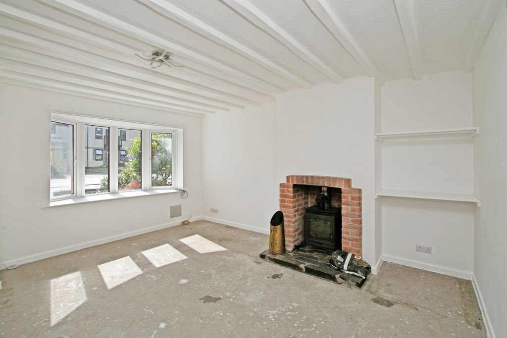Property photo 2 of 14 Pbox-Img.Jpg