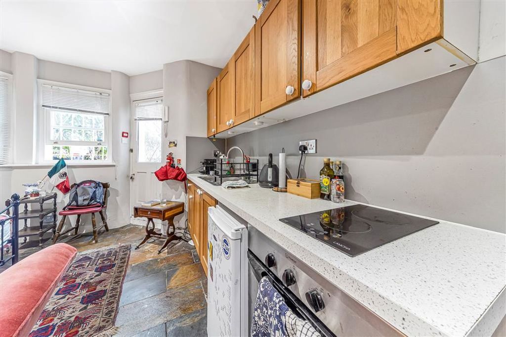 Property photo 3 of 5