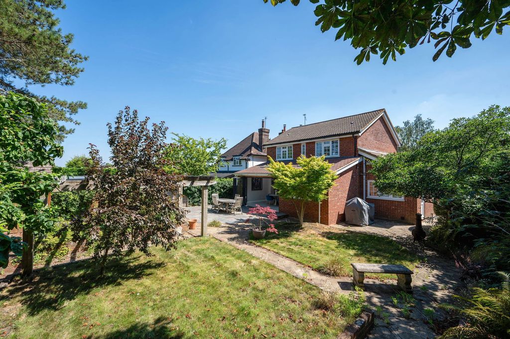 Property photo 1 of 26