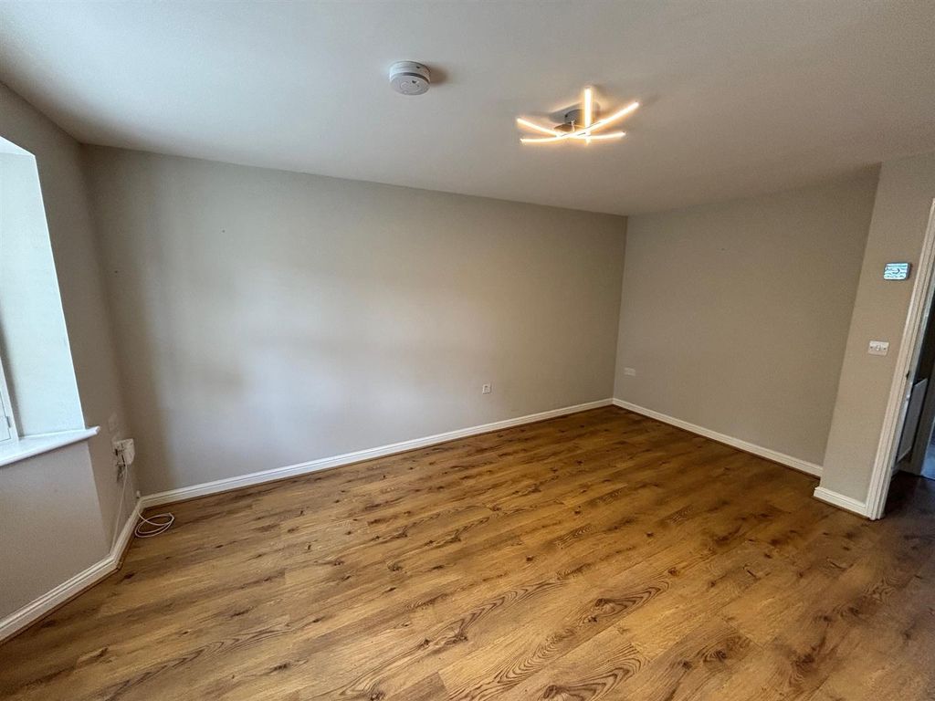 Property photo 2 of 21 5.Jpg