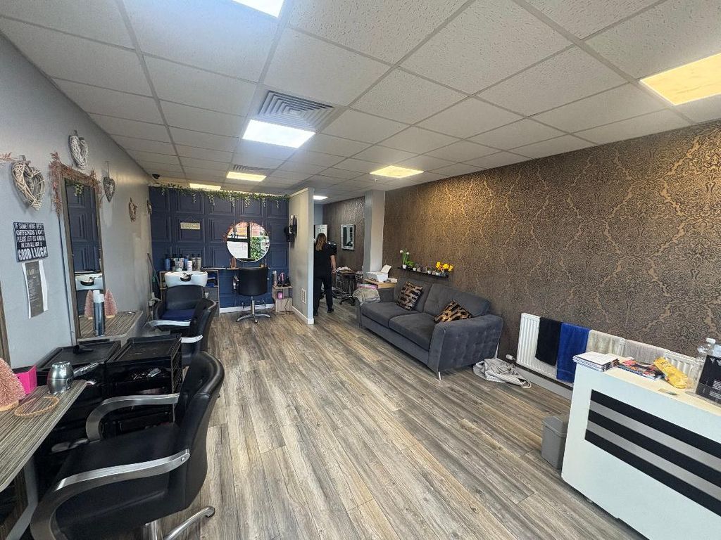 Property photo 2 of 5 Photo 1