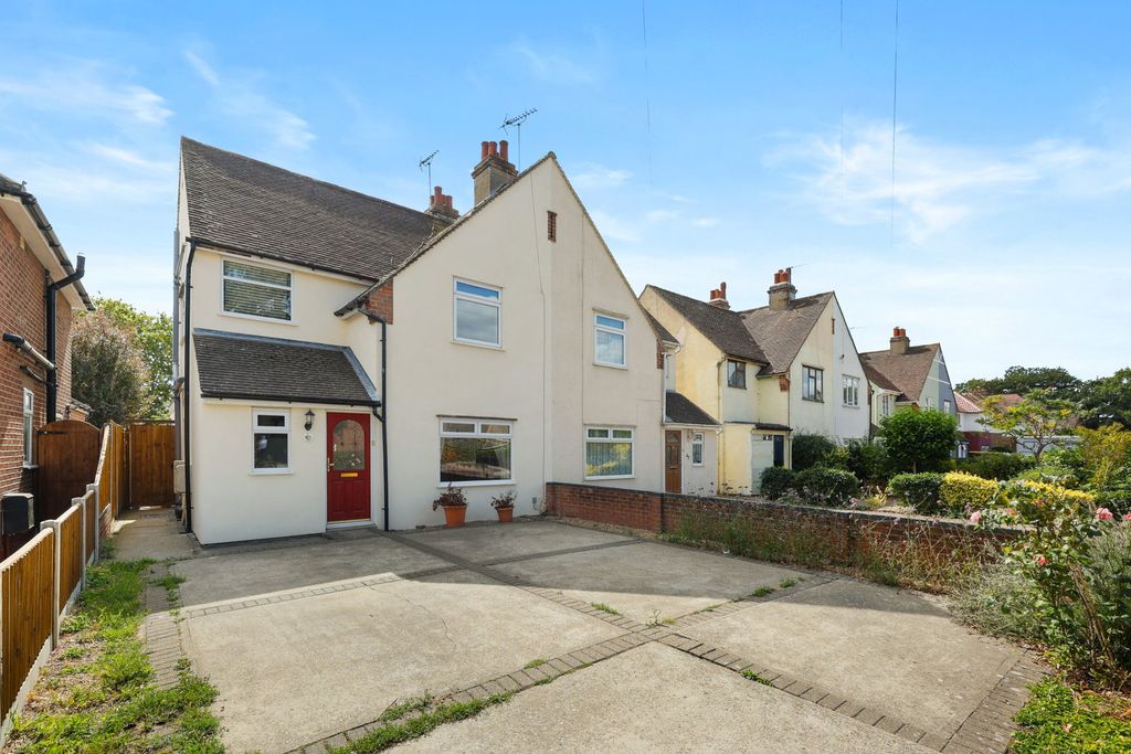 Property photo 1 of 26