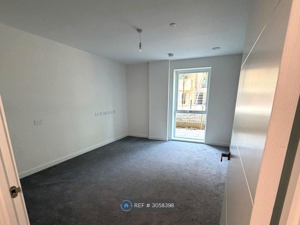 Property photo 3 of 4