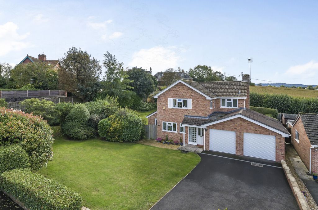 Property photo 1 of 22 Front